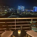 Apartment Awesome Panorama Penthouse - Free Parking And Balcony