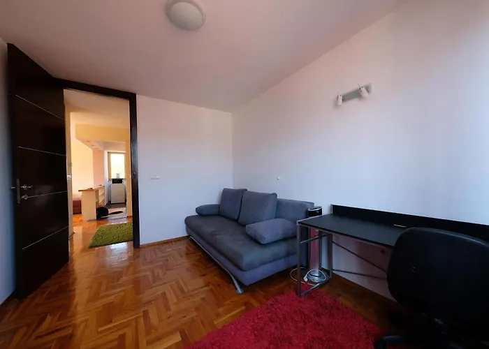 Awesome Panorama Penthouse - Free Parking And Balcony