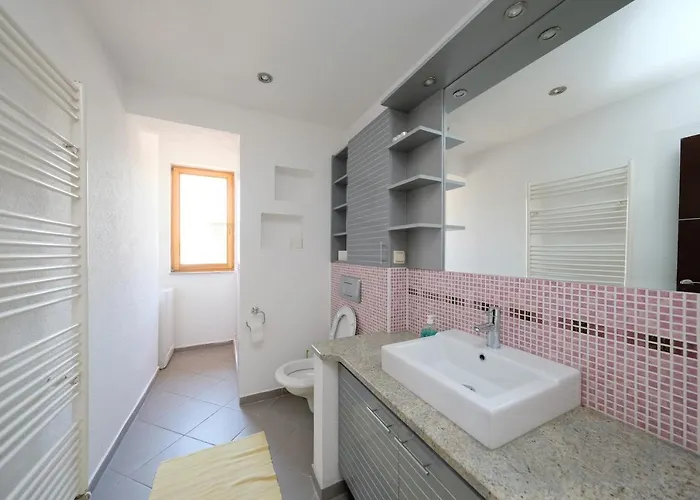 Awesome Panorama Penthouse - Free Parking And Balcony *